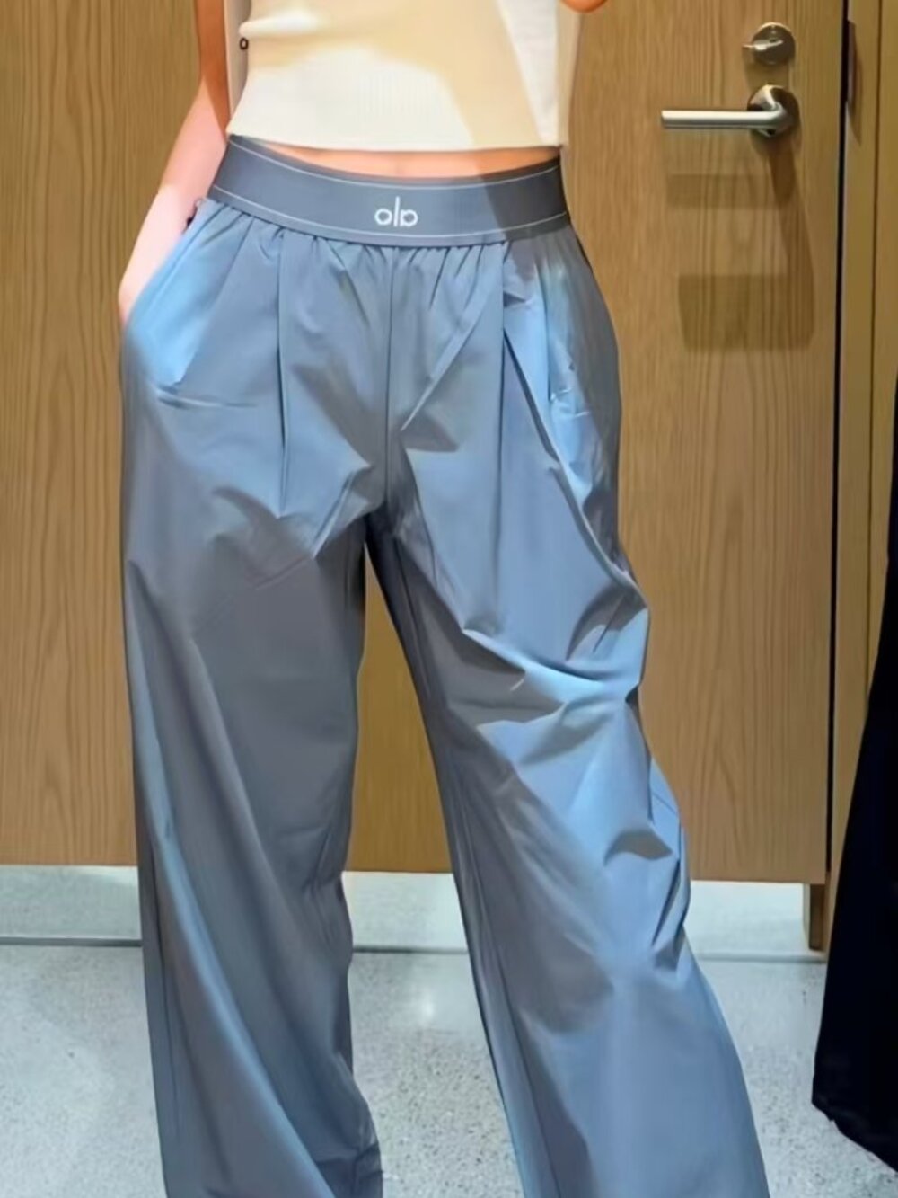 (Regular) Alo Yoga Suit Up Trouser Straight Casual Pants🍒 Everyday Luxury